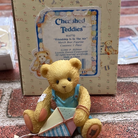 Cherished Teddies “Friendship Is In the Air” Yellow Bear with Kite “Mark” - Picture 4 of 4